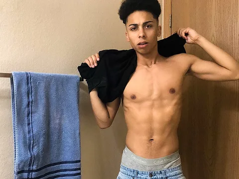 Jerking Give Huge Dicked Markis - Markis