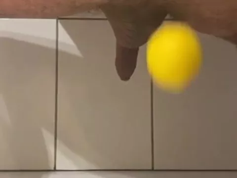 lemon in ass
