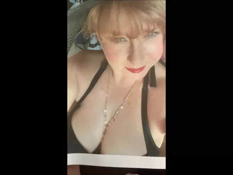 I Cum on Massive Tittied Karen